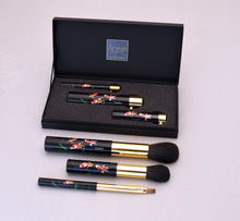 Load image into Gallery viewer, Portable luxury makeup brush Makie ~ Goldfish ~ 3 bottles set